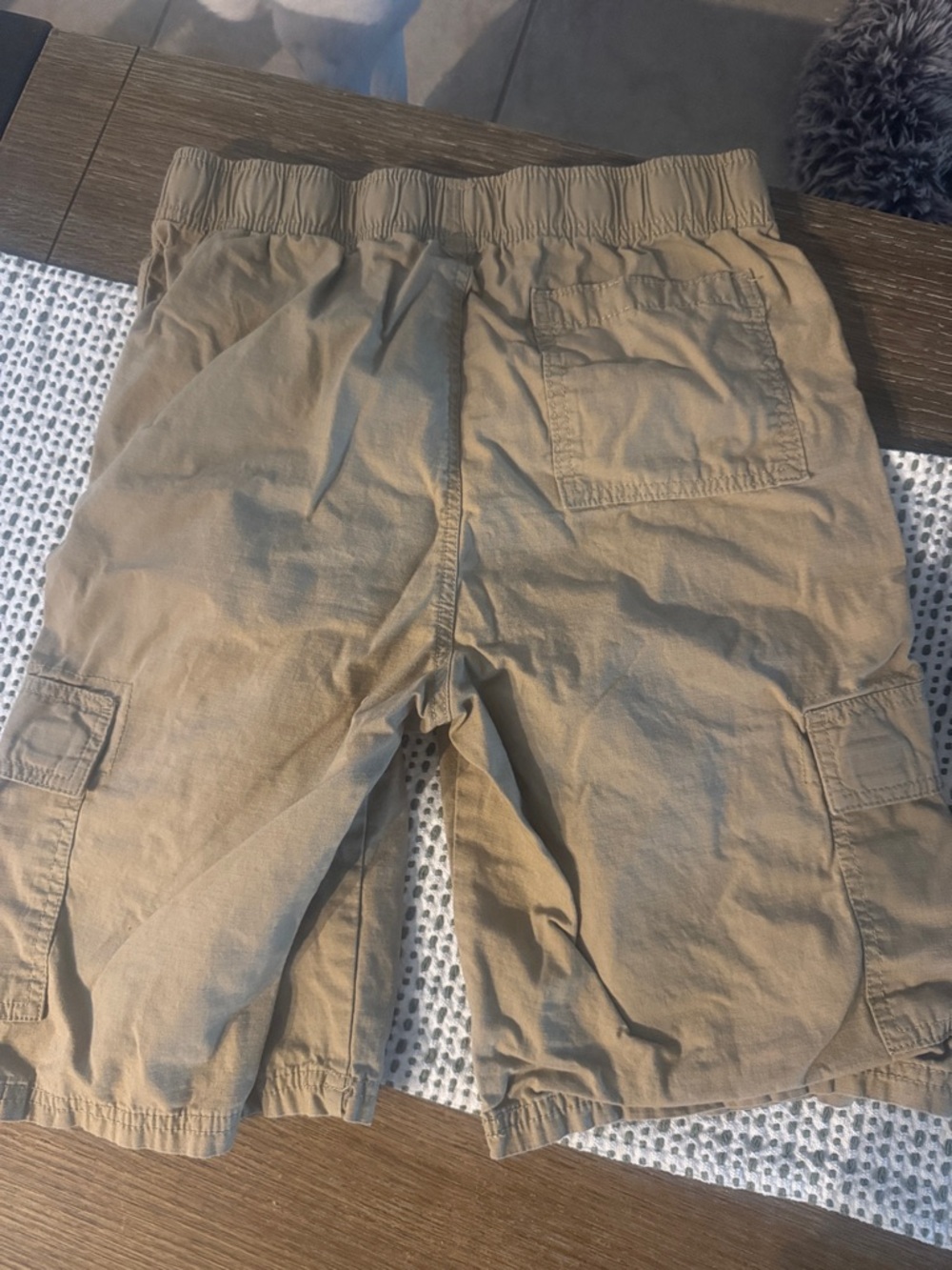 Place Men's Cargo Shorts in Tan - Picture 3 of 3
